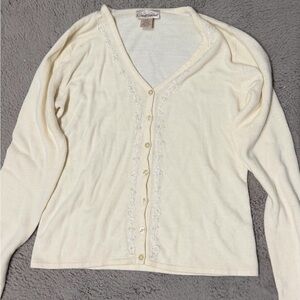 Chic Cream Cardigan with Lace Trim
